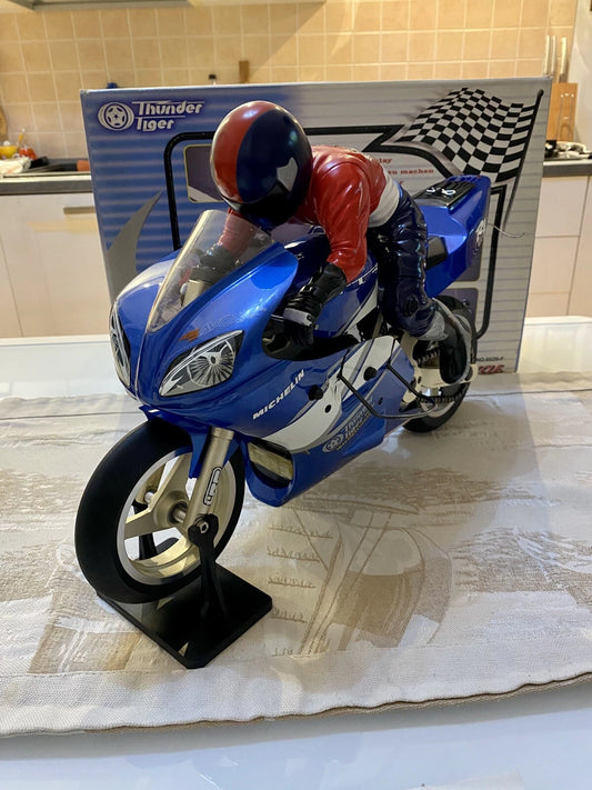 Moto RC 1/5 Thunder Tiger FM-1E Yamaha R1