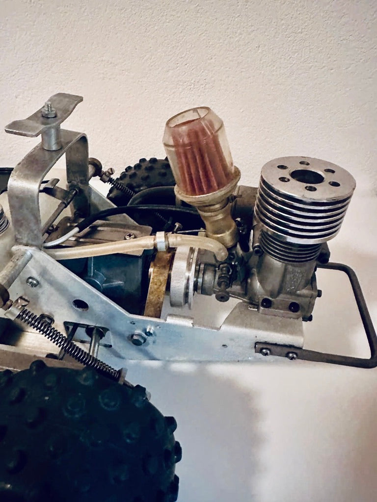 Graupner Fairlady 240 Z - Radio C4 d'Origine