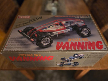 Voiture RC Kyosho 4x4 Integra (1986)