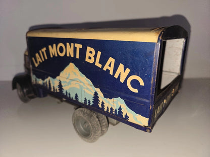 Camion MONTBLANC Berliet Laitier