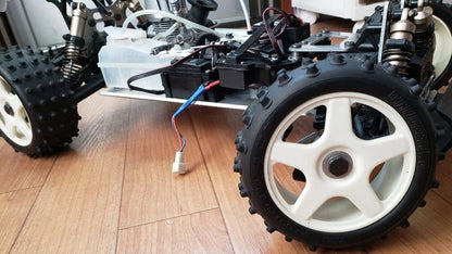 Kyosho Turbo Burns 1/8 Buggy Moteur OS MAX 21 RF