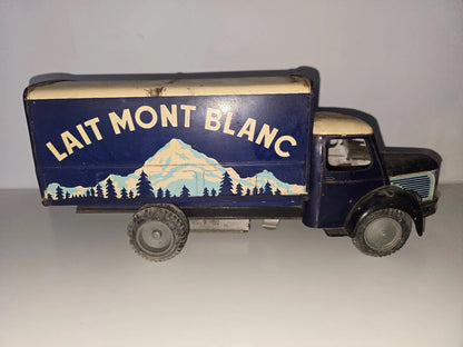 Camion MONTBLANC Berliet Laitier