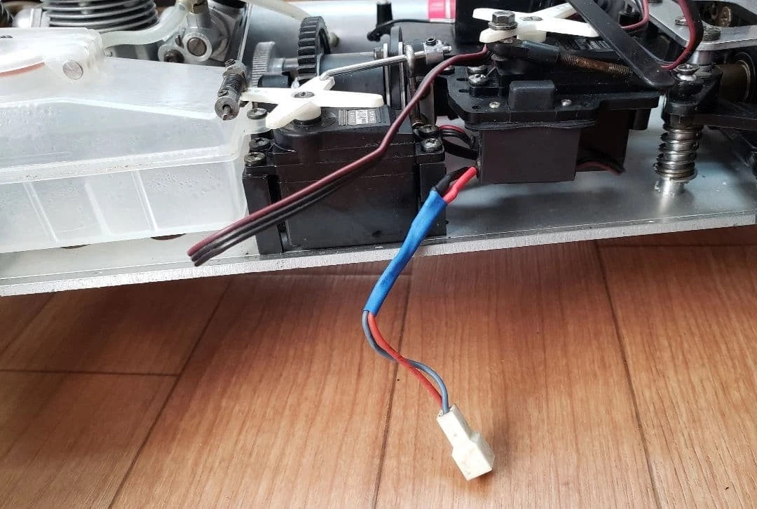 Kyosho Turbo Burns 1/8 Buggy Moteur OS MAX 21 RF