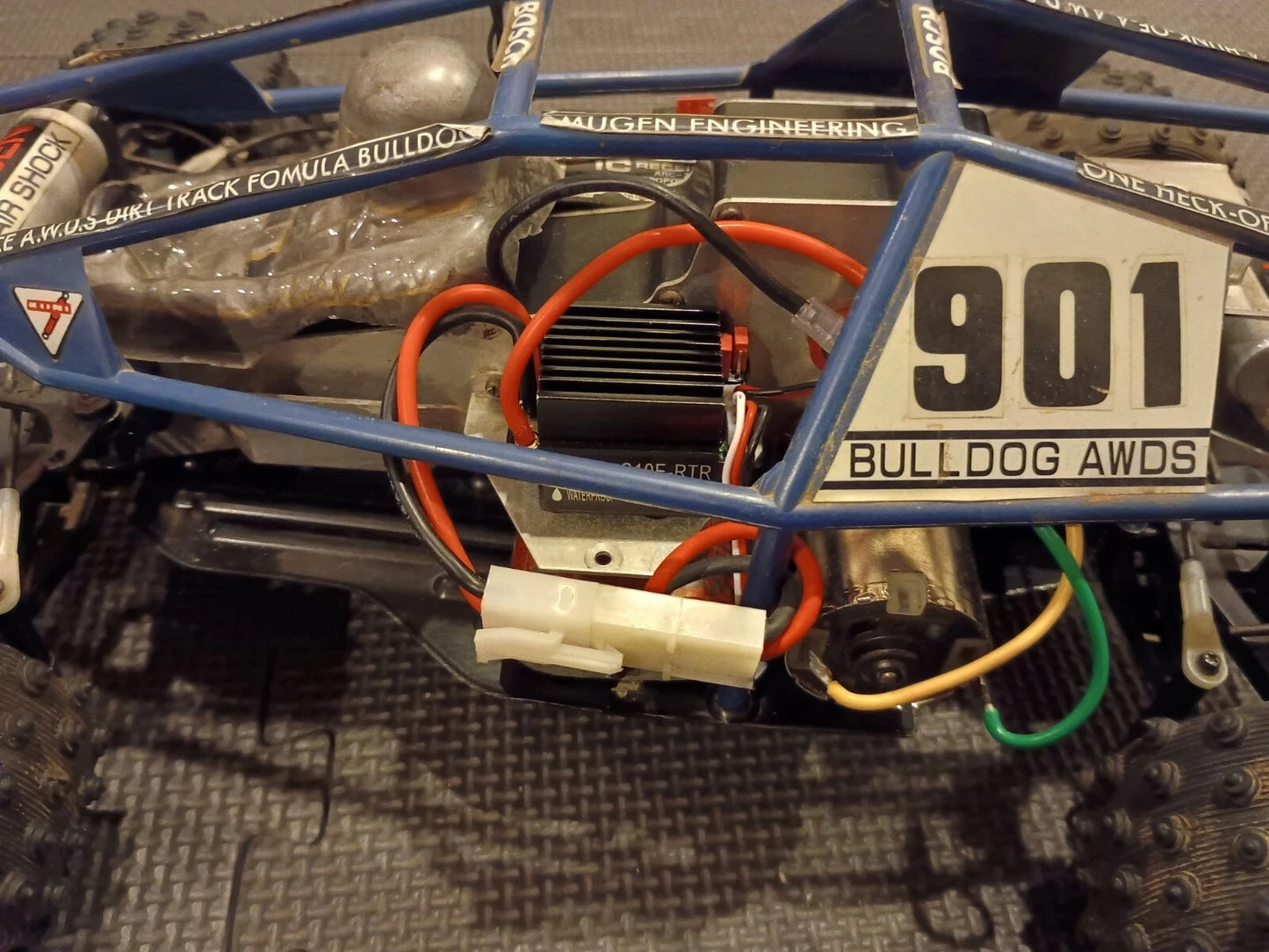Mugen Bulldog Vintage 1/10 Buggy 4WD