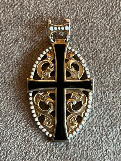 Pendentif Croix Ancien Argent 830 Plaqué Or Émail Noir Ajouré
