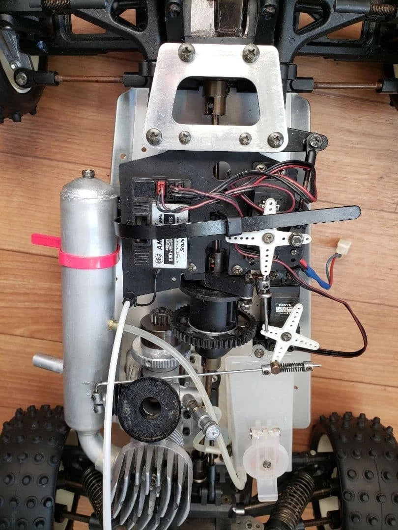 Kyosho Turbo Burns 1/8 Buggy Moteur OS MAX 21 RF