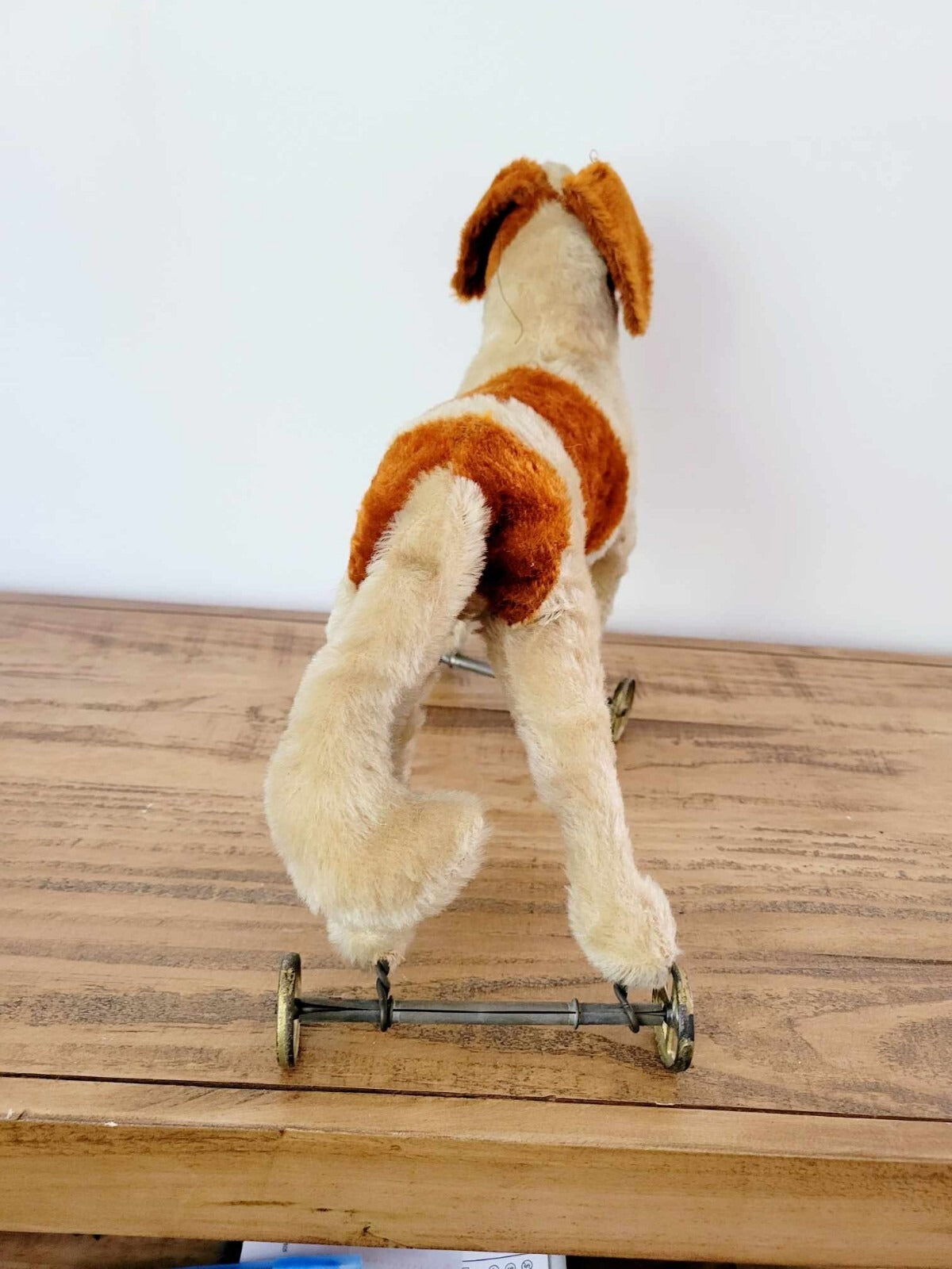 Chien à Tirer Antique Mohair (13")