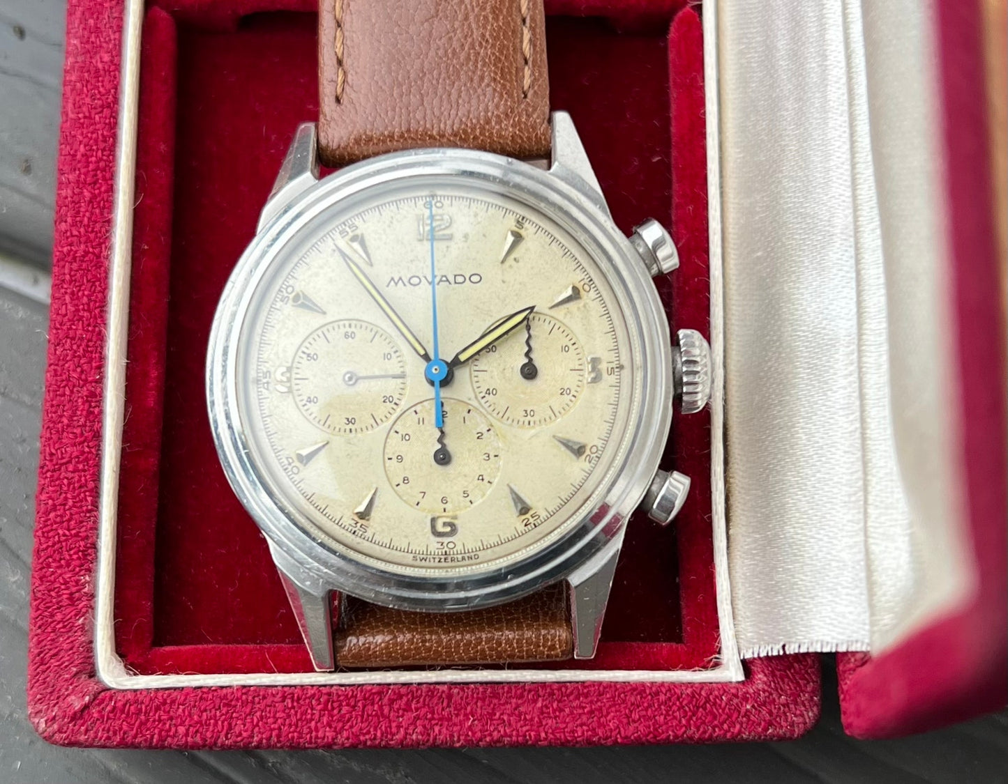 Chronographe Movado M95 Vintage 1955 — Boîtier Borgel Rare
