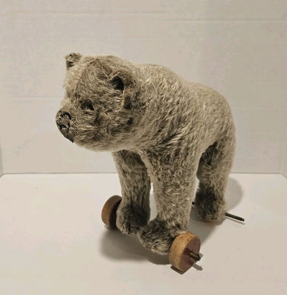 Ours Steiff sur Roues Jouet à Tirer Années 1920