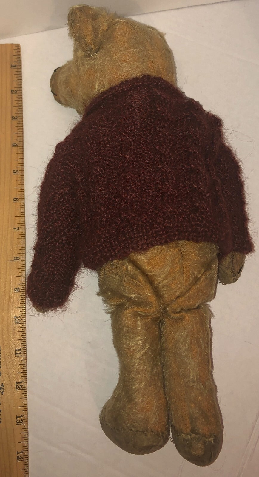 "Arthur" Ours Antique (13")