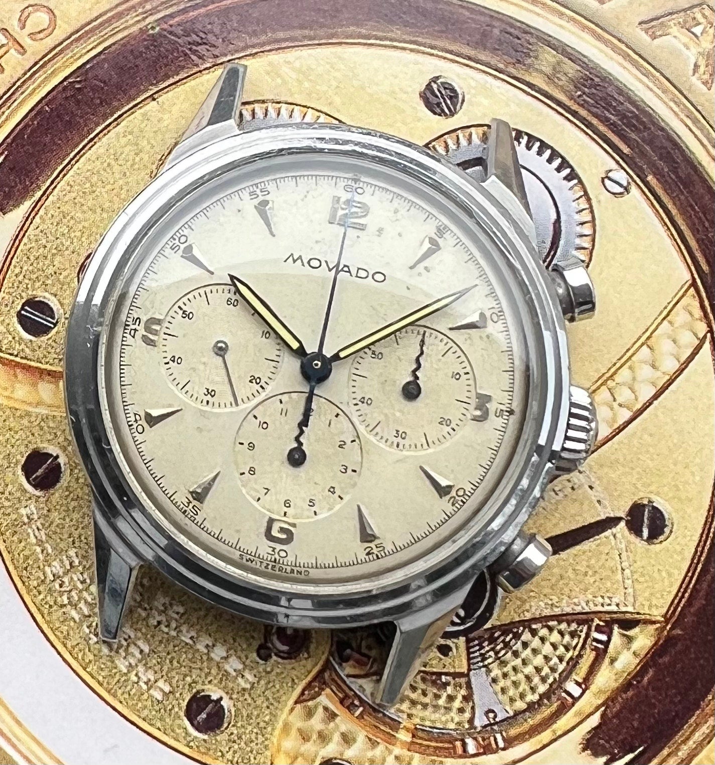 Chronographe Movado M95 Vintage 1955 — Boîtier Borgel Rare
