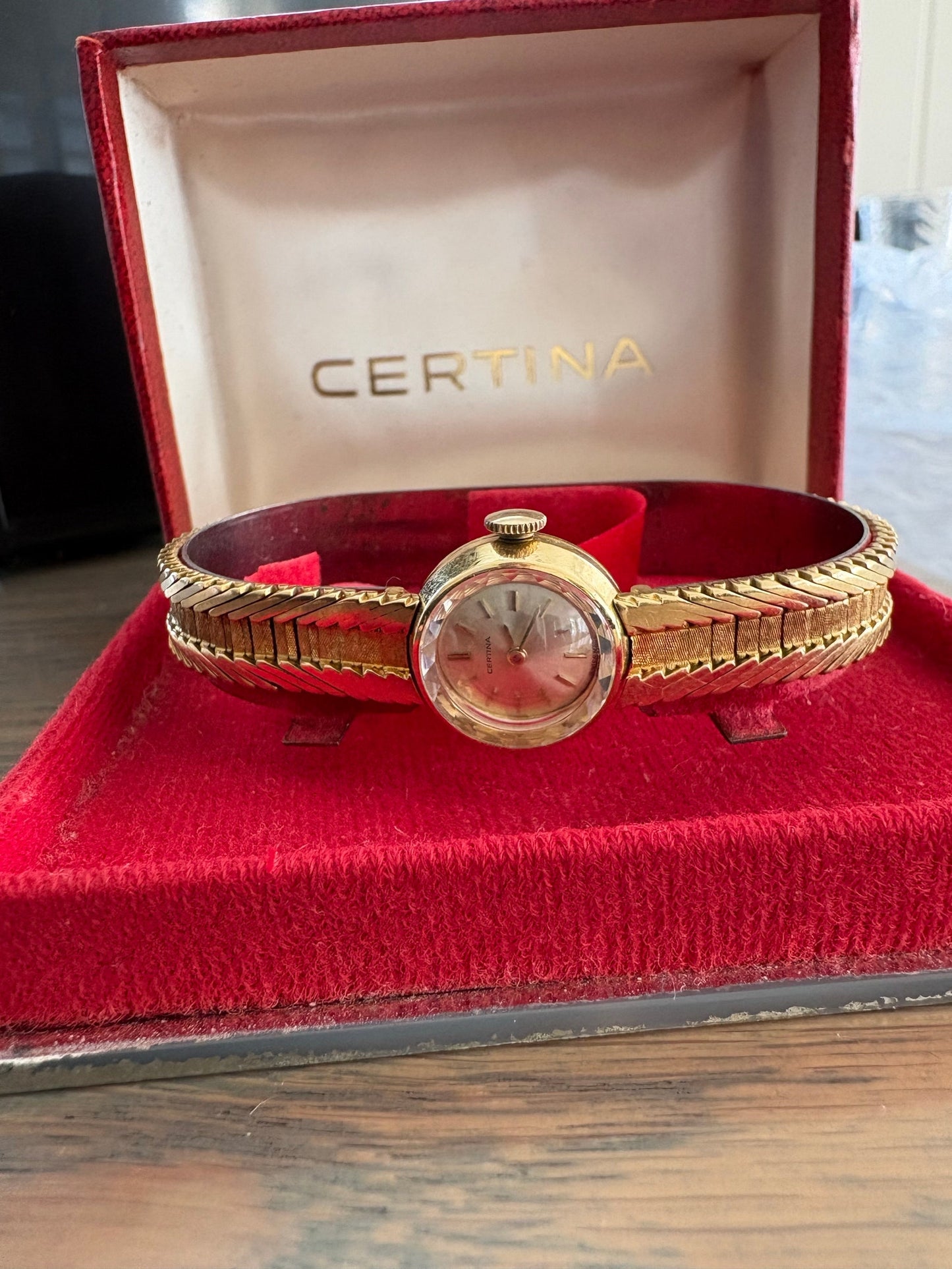 Montre Certina Femme Or 18 Carats Vintage Swiss Made