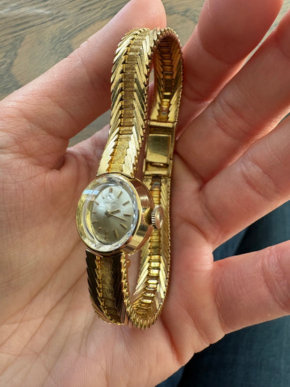 Montre Certina Femme Or 18 Carats Vintage Swiss Made