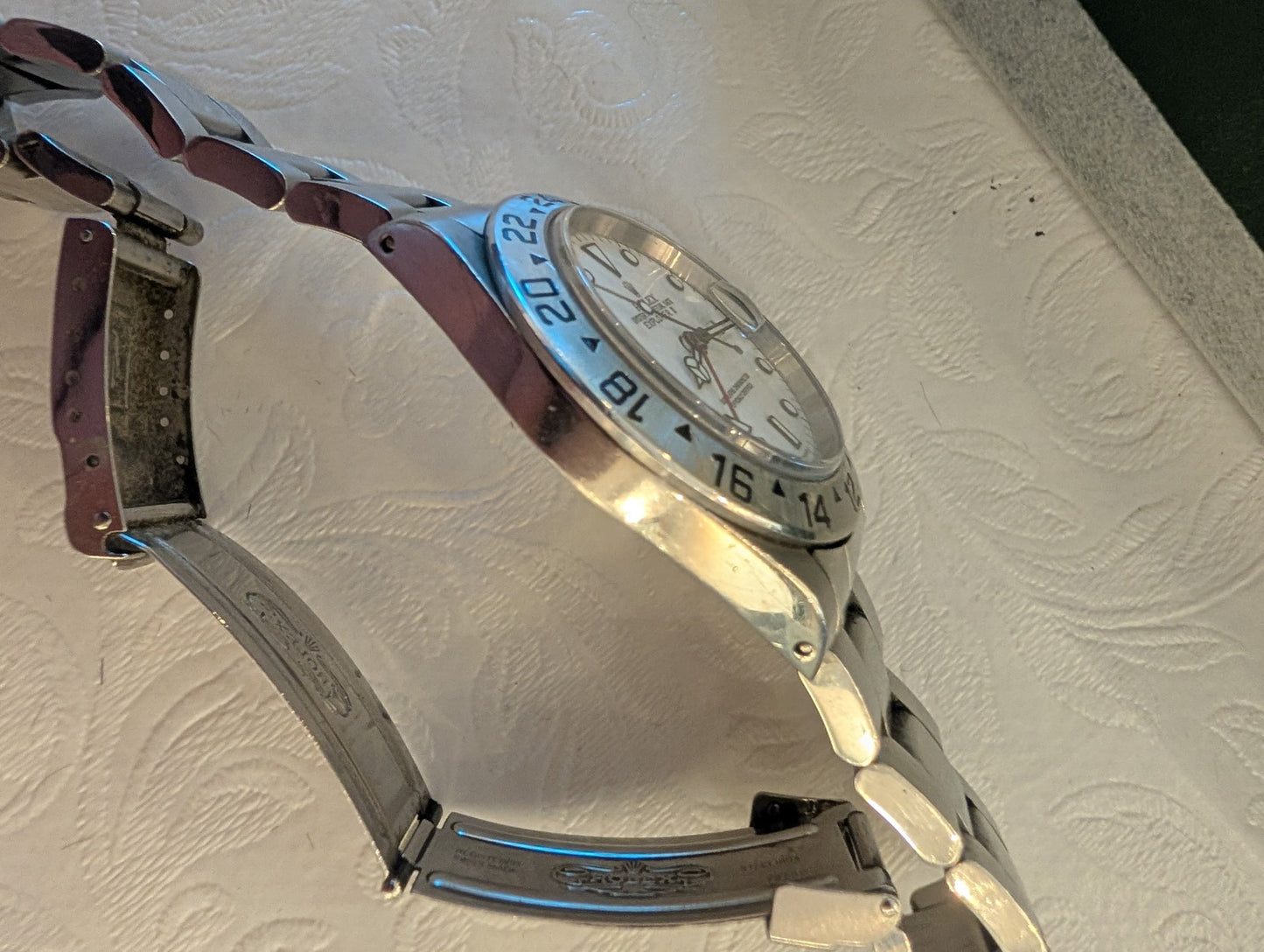 Rolex Explorer II Acier Cadran Blanc 1999 | Montre Vintage Certifiée
