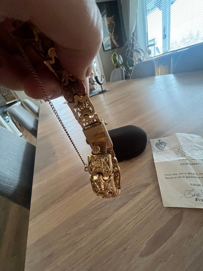 Montre Omega Or 18 Carats et Diamants Vintage — Pièce de Luxe