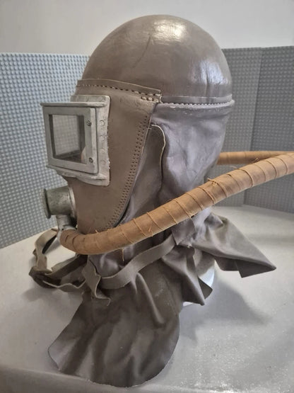 Rare Casque Masque à Gaz Pompier Militaire