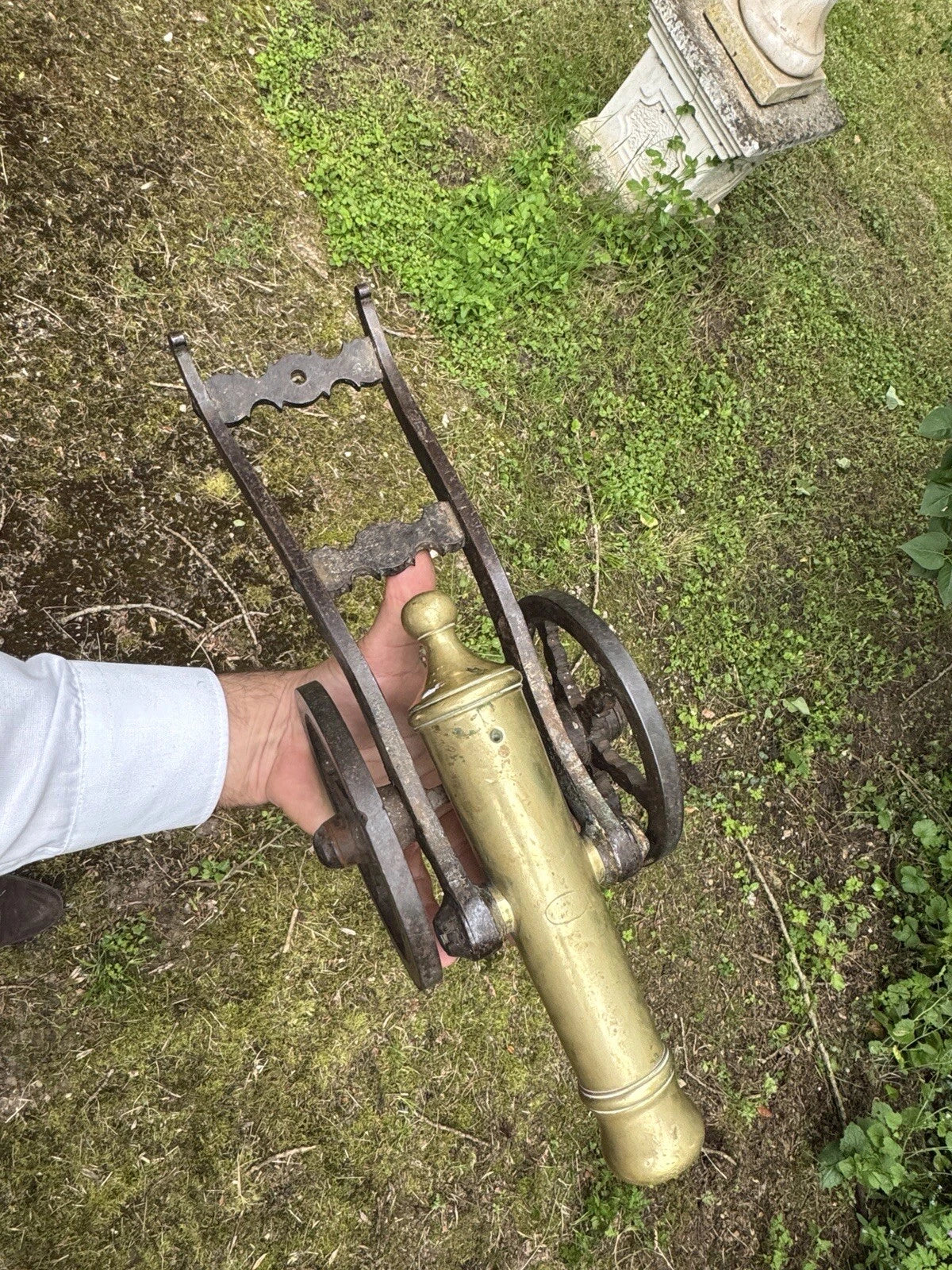 Canon Miniature en Bronze et Fer – Travail de Maîtrise, vintage
