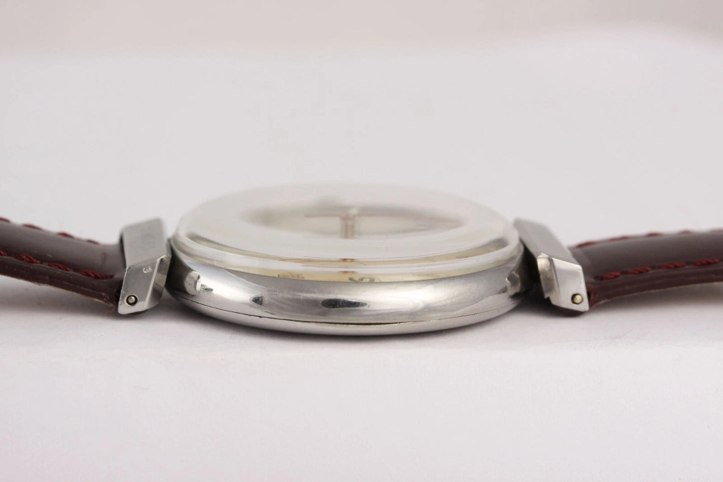 Cortébert Annus Sanctus Réf. 9201 – Calibre 689, acier, circa 1950