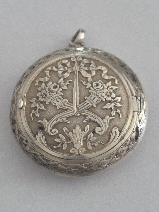 Pendentif Médaillon Tiffany & Co Argent Sterling
