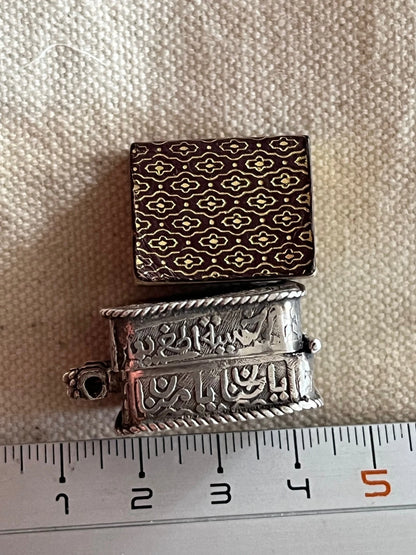 Étui Argent Ancien avec Coran Miniature Islamique Années 1960