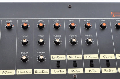 Roland TR-808 – Drum machine analogique originale Japan, S/N 031130