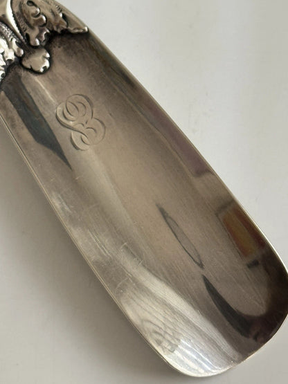 Chausse-Pied Tiffany & Co Sterling Argent Repoussé Floral