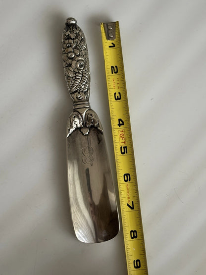 Chausse-Pied Tiffany & Co Sterling Argent Repoussé Floral
