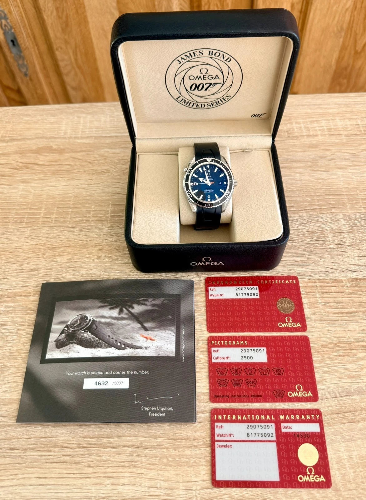 Omega Seamaster Planet Ocean « James Bond Casino Royale » Réf. 2907.50.91