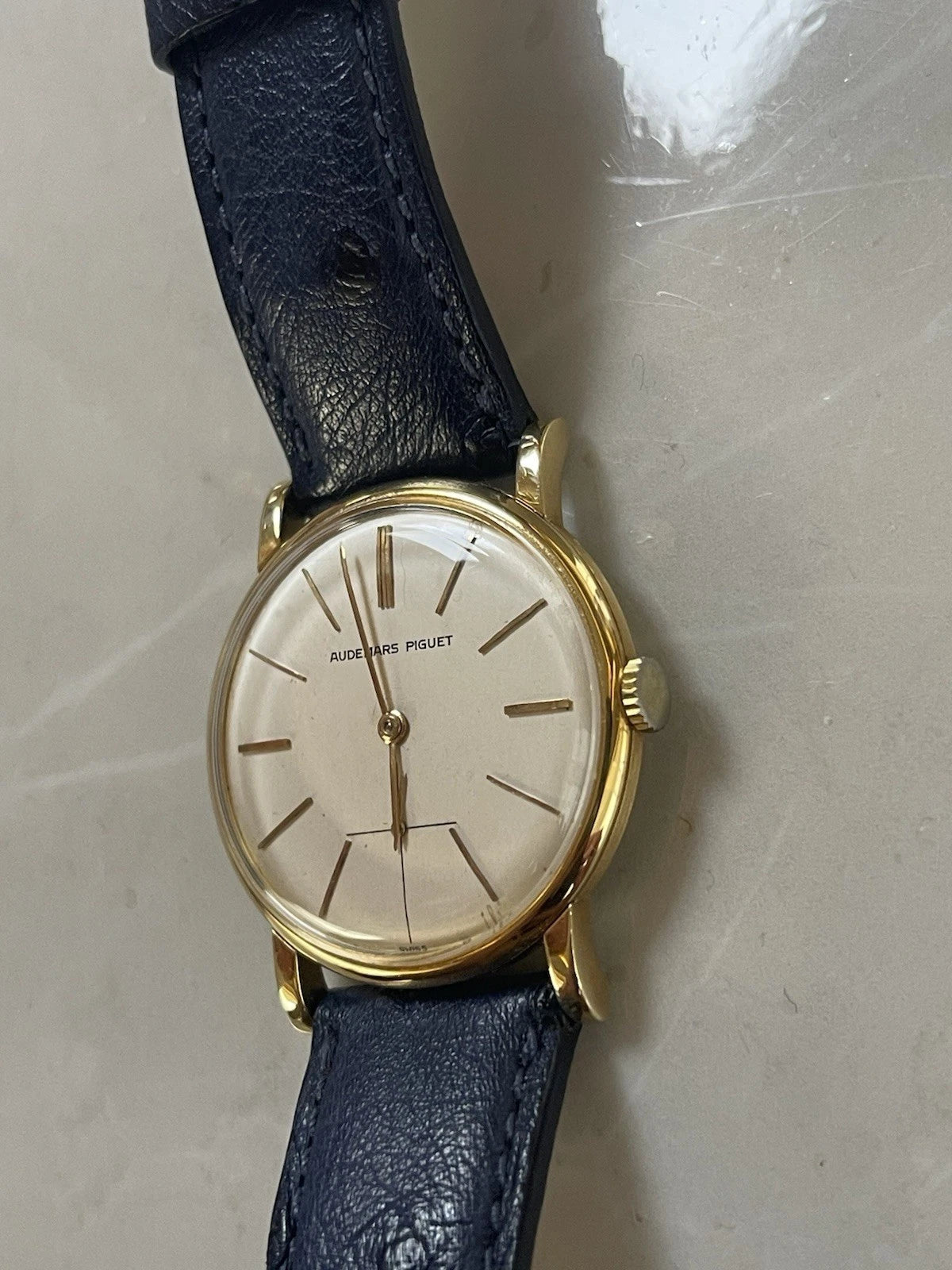 Montre Audemars Piguet vintage or 18 carats – Années 50/60