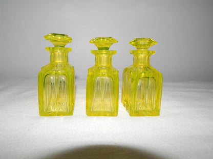 Ancien Coffret à Parfums en Verre Ouraline – Époque Napoléon III
