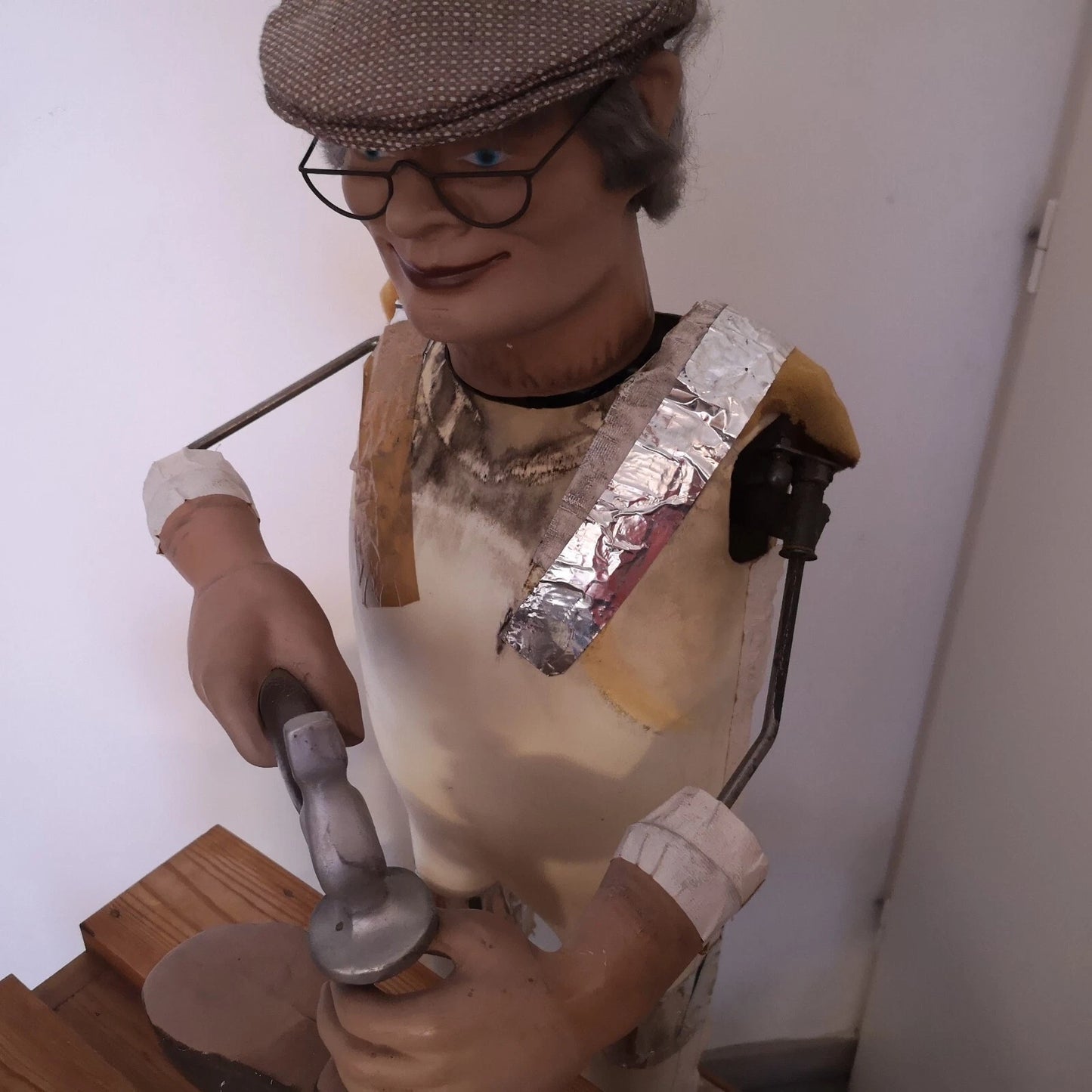 Automate de Vitrine Cordonnier « Chauss'Chic » Estaires | Années 1950-1960