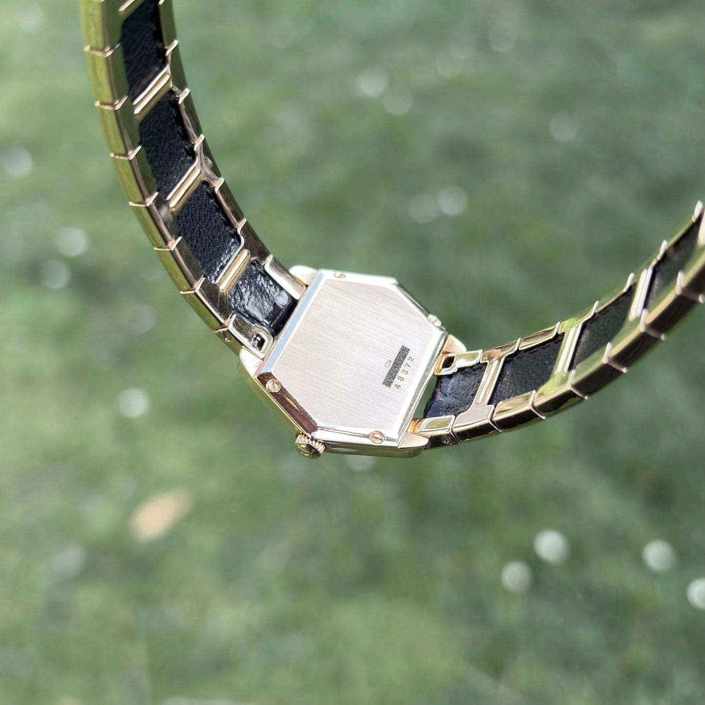 Baume & Mercier Lady Réf. 48372 – Or 18 carats, boîtier hexagonal