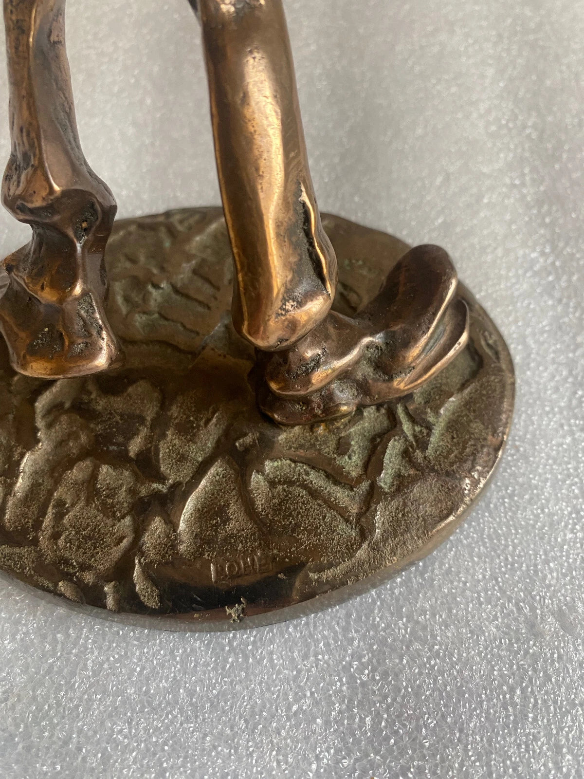 Lot de Deux Sculptures en Bronze Signées LOHE