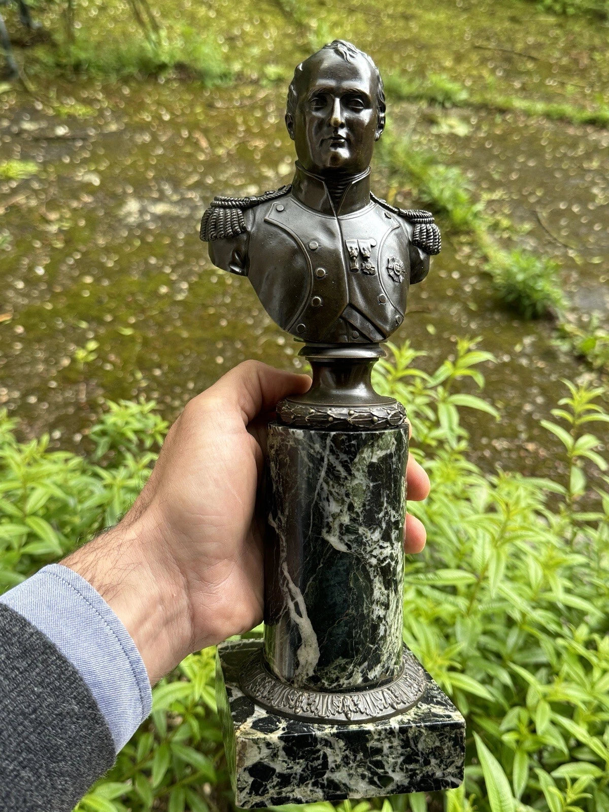 Buste de Napoléon en Bronze – Patine Brune – Époque Empire