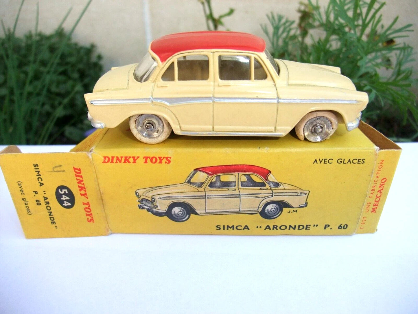 Dinky Toys Simca Aronde Réf. 544