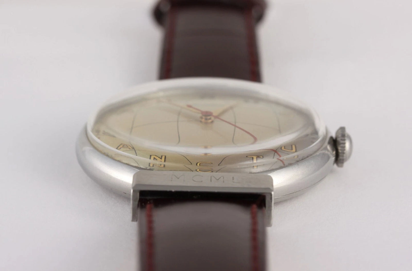 Cortébert Annus Sanctus Réf. 9201 – Calibre 689, acier, circa 1950