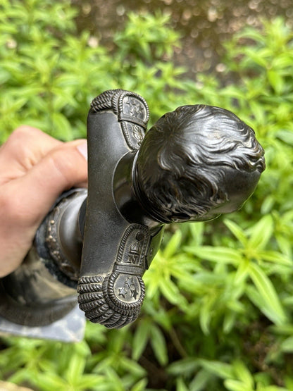 Buste de Napoléon en Bronze – Patine Brune – Époque Empire