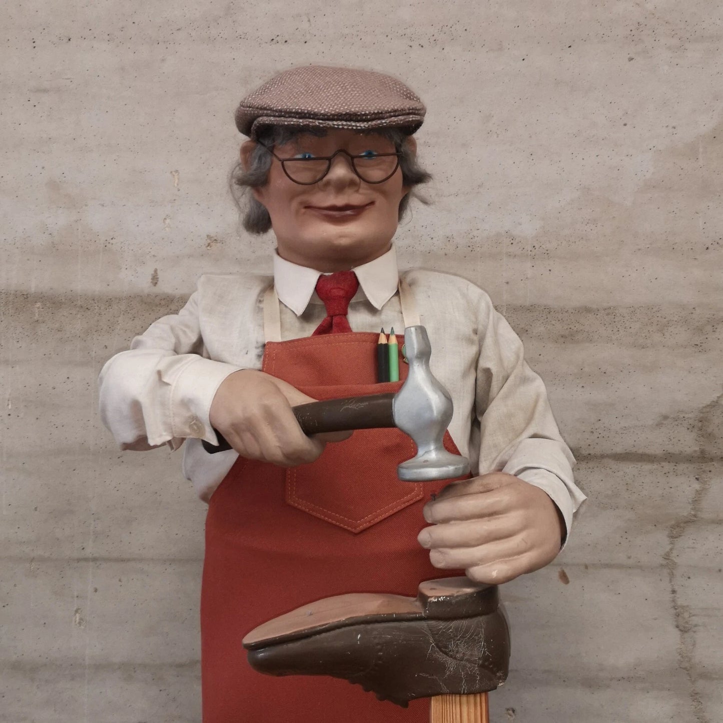 Automate de Vitrine Cordonnier « Chauss'Chic » Estaires | Années 1950-1960