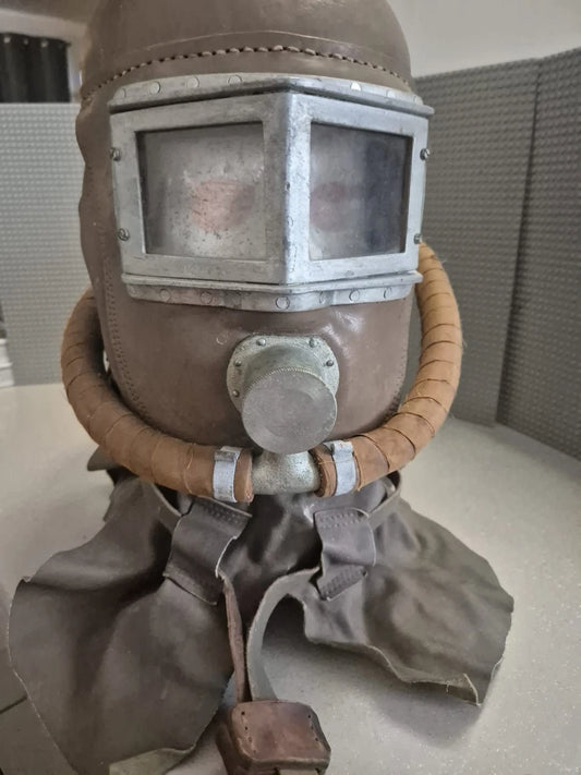 Rare Casque Masque à Gaz Pompier Militaire