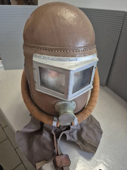 Rare Casque Masque à Gaz Pompier Militaire