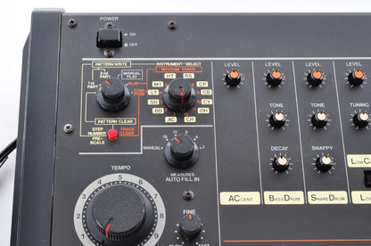 Roland TR-808 – Drum machine analogique originale Japan, S/N 031130