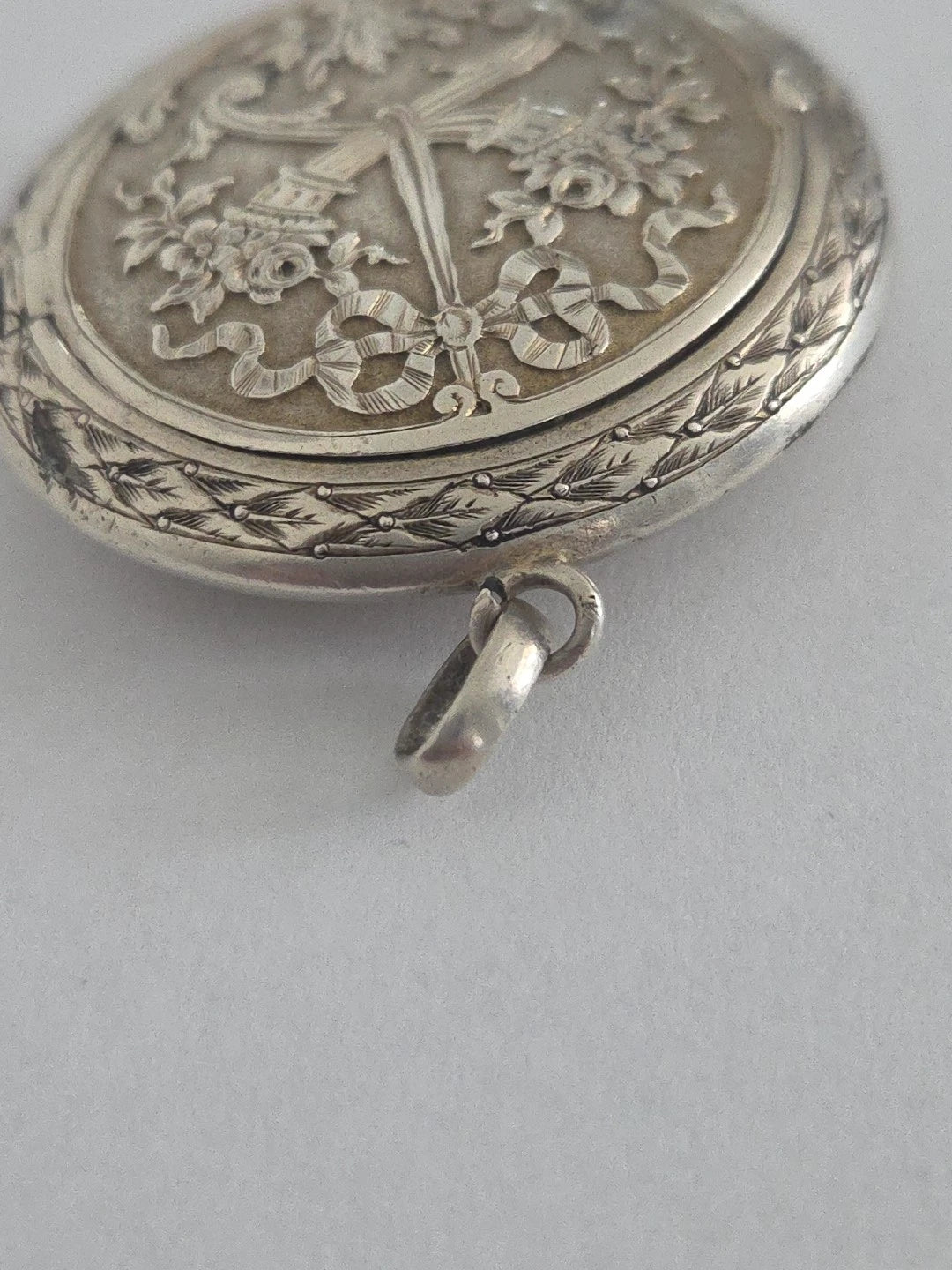 Pendentif Médaillon Tiffany & Co Argent Sterling