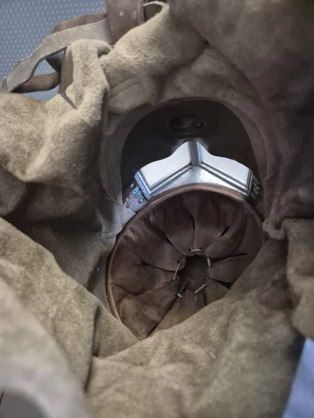 Rare Casque Masque à Gaz Pompier Militaire