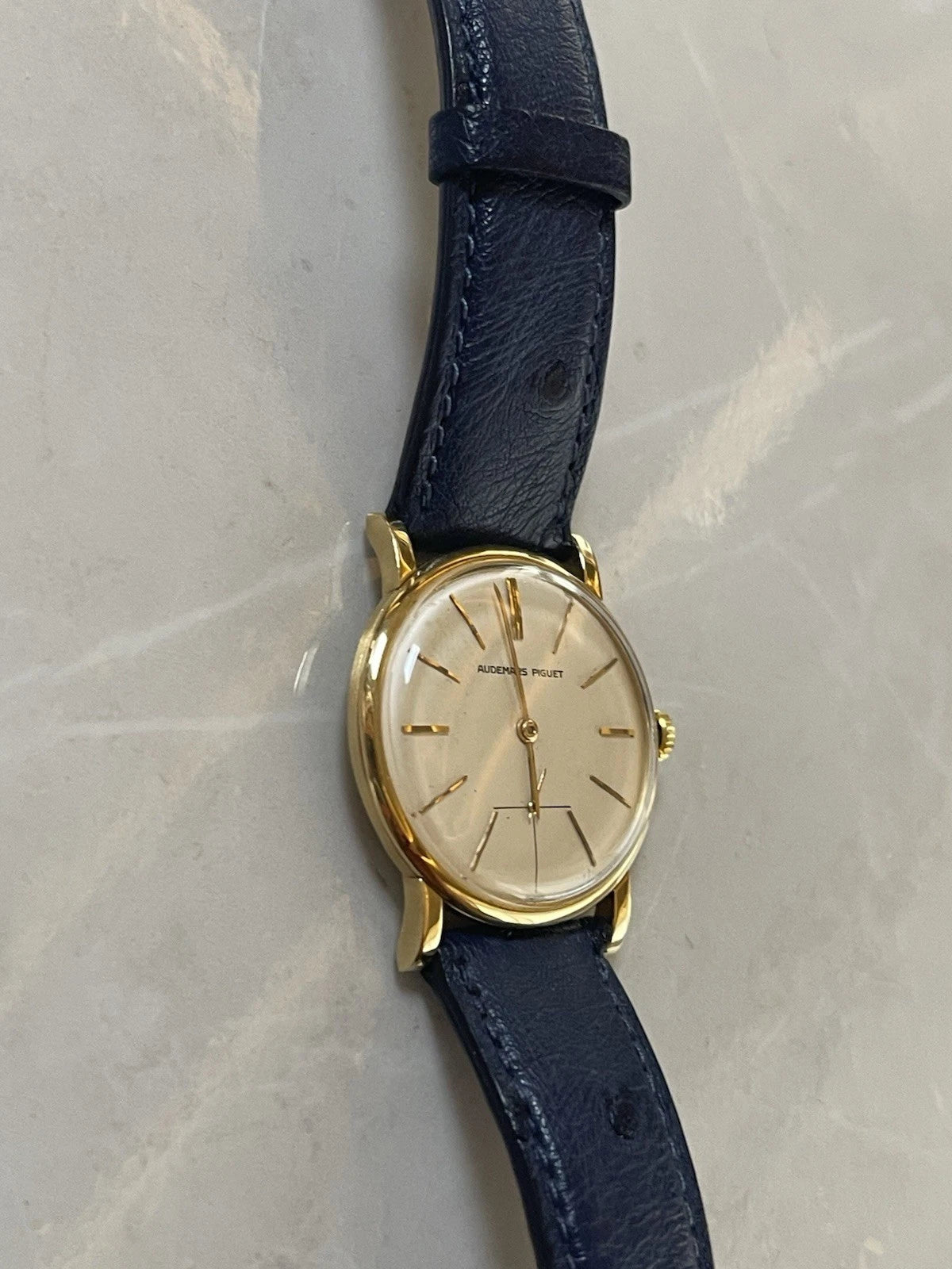 Montre Audemars Piguet vintage or 18 carats – Années 50/60
