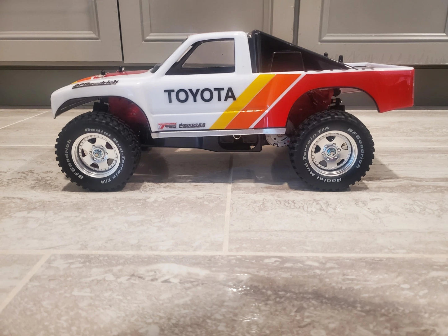 Tamiya Toyota Prerunner 1/10 Châssis TA-02