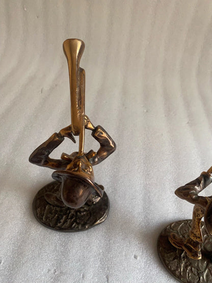 Lot de Deux Sculptures en Bronze Signées LOHE