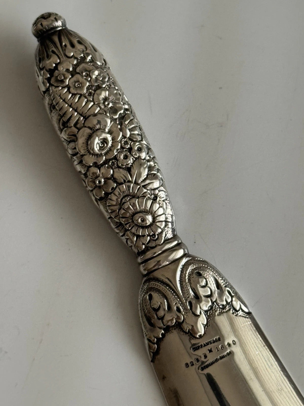 Chausse-Pied Tiffany & Co Sterling Argent Repoussé Floral